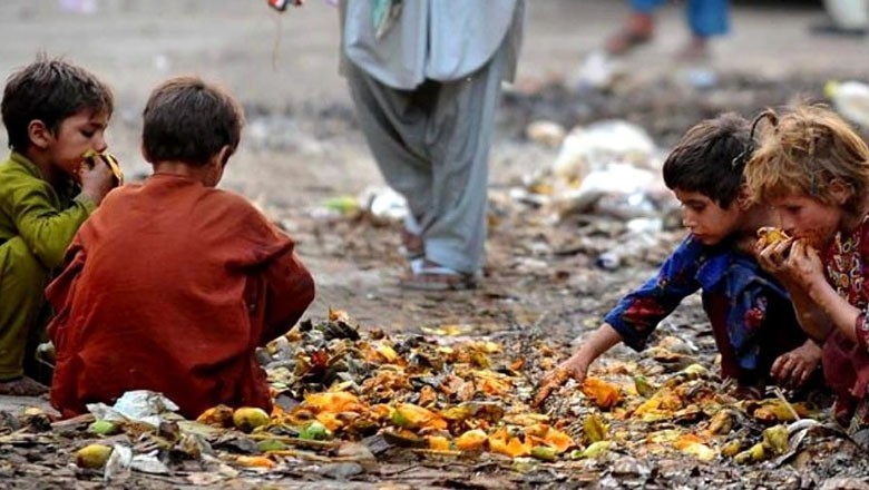 Pakistan holds second-largest population of people living in extreme poverty worldwide: UN