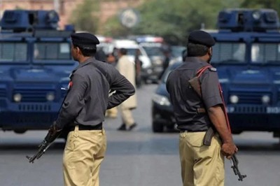 Police remain most corrupt institution in Pakistan, reveals survey