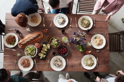Dinner after 9pm may increase risk of strokes, reveals study