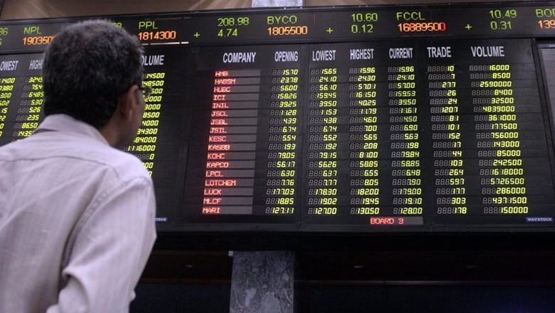 Pakistan Stock Exchange sheds over 2300 points