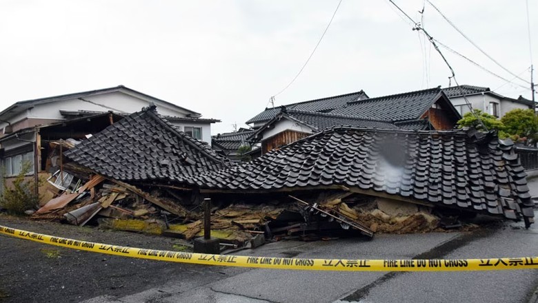 Massive 7.6 magnitude earthquake hits Japan, tsunami warning issued