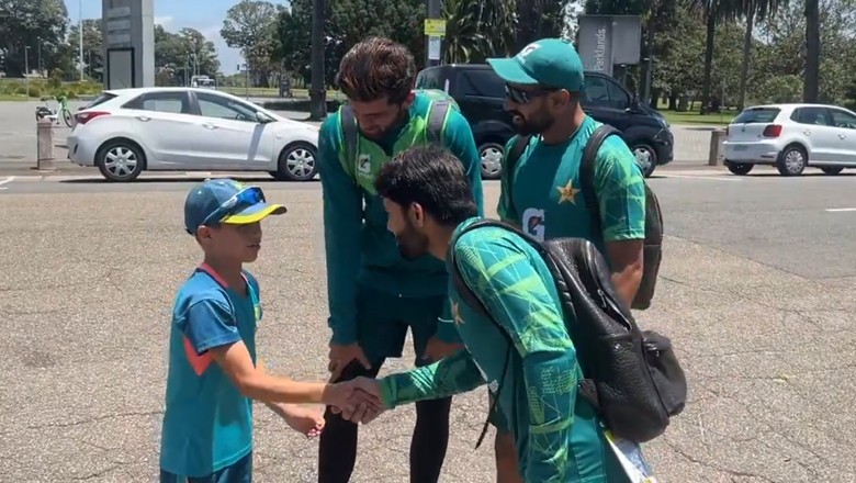 Pak vs Aus: 'Special guest' joins Pakistan team during practice