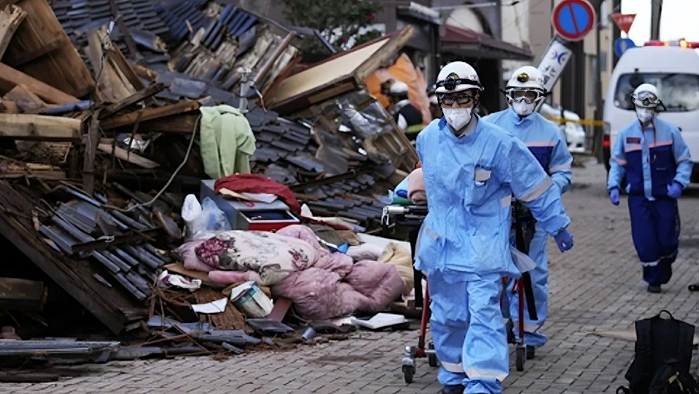 90-year-old Japanese woman pulled from rubble five days after quake