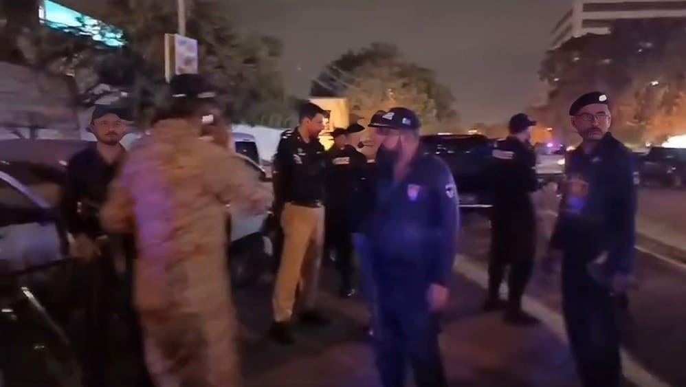 Blast reported near ECP office in Karachi