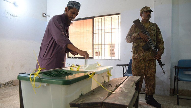 ECP declares over 3000 polling stations in Karachi as 'highly sensitive'