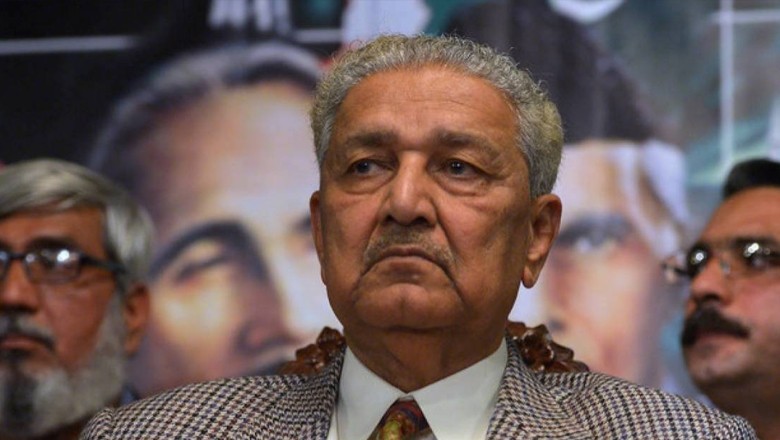 Forgers expelled AQ Khan from his own Trust, reveals daughter