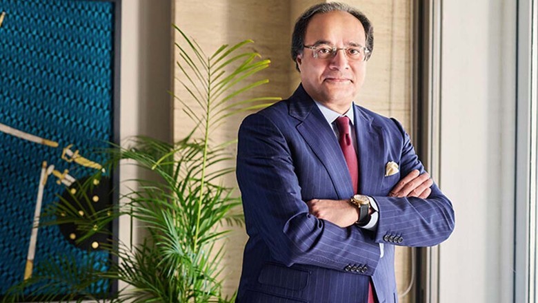 Aurangzeb likely to withdraw Dutch citizenship, Rs3 crore monthly salary to become Finance czar