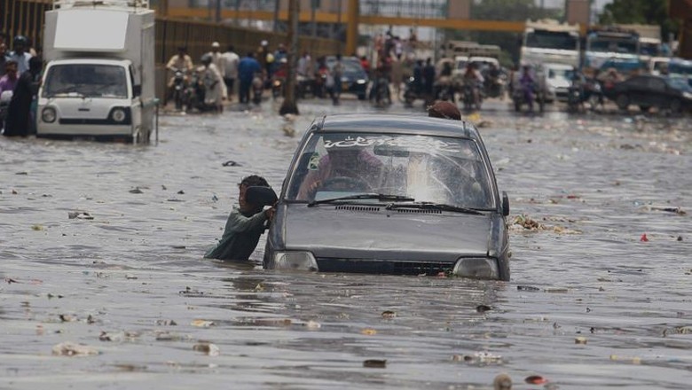 Cloud seeding experiment caused torrential downpours in Pakistan: expert