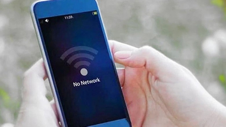 President Raisi's visit: Mobile services suspended in parts of Karachi