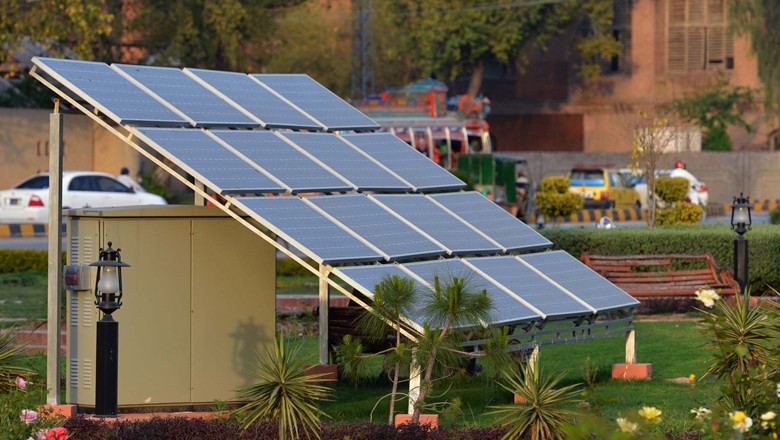 Govt denies reports about plans to impose Rs2,000 fixed tax on solar power