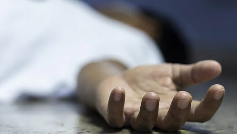 Faisalabad man takes own life after killing two wives, four children over business loss