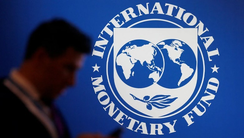 IMF demands Pakistan to increase taxes on salaried class earning between 51k-100k
