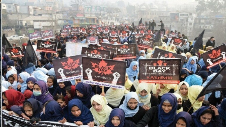 AJK observes 'black day' as govt subsidy fails to end protest