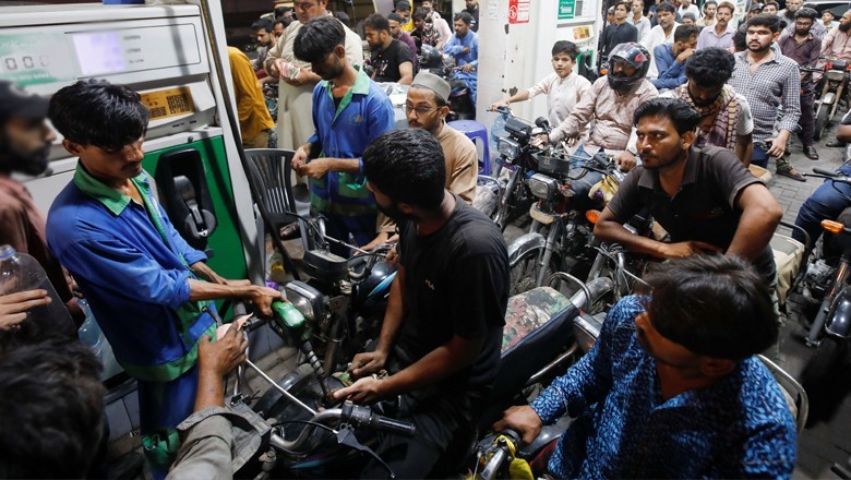 Pakistan govt slashes petrol price by Rs15.39/ litre for next fortnight