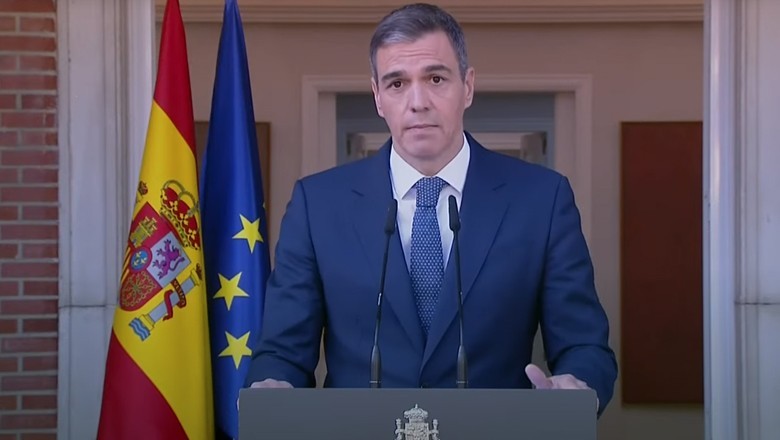 Spain officially recognises Palestine as "independent state"