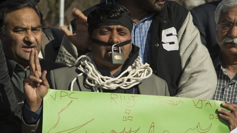 RSF urges govt to address "signs of alarming deterioration" in press freedom