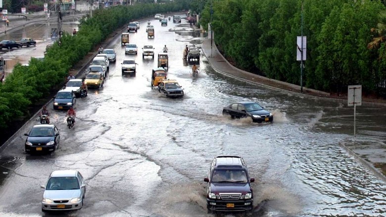 Rain, thunderstorm to cool down Karachi's scorching weather from tomorrow