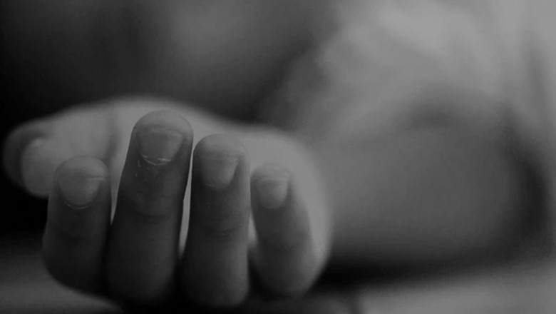 Man slits throat of his three-year-old daughter in Peshawar