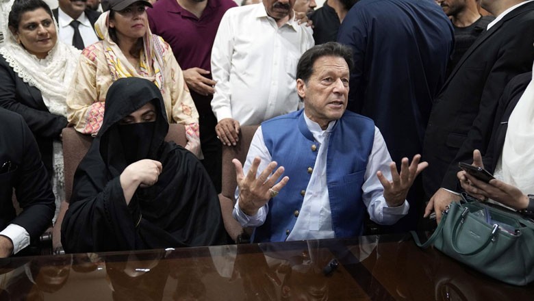 Imran Khan, Bushra Bibi arrested in new Toshakhana case
