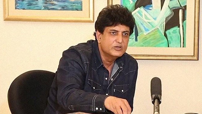 “I met the woman late at night because doctors have advised me to avoid sunlight,” says Khalil