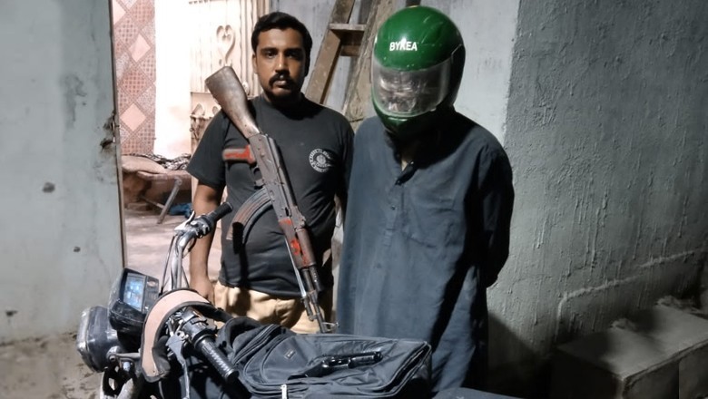 Karachi police arrest robber posing as online bikerider