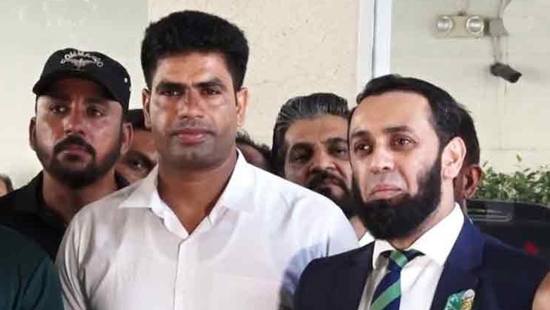 Arshad Nadeem reaches Islamabad with family on special flight for PM’s dinner