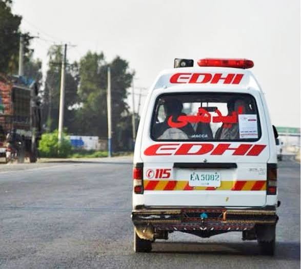 At least 12 killed as bus carrying zaireen from Iran falls into a gorge in Makran