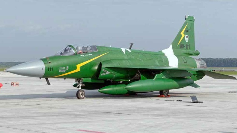 Pakistan, Azerbaijan ink contract for sale of JF-17 Block-III fighter aircraft