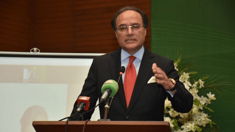 Govt declares 'war on cash' against tax evaders