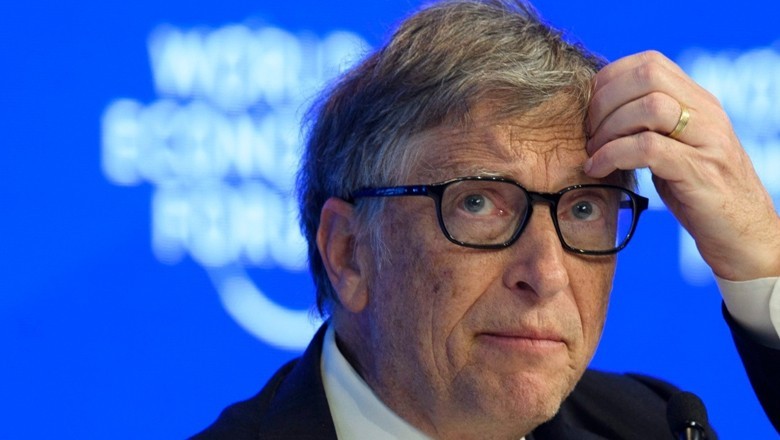 Bill Gates drops out of world’s top 10 richest list