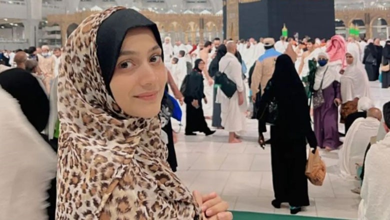 “I had a long conversation with Holy Prophet (PBUH) in my dream during Umrah,” reveals Zarnish Khan