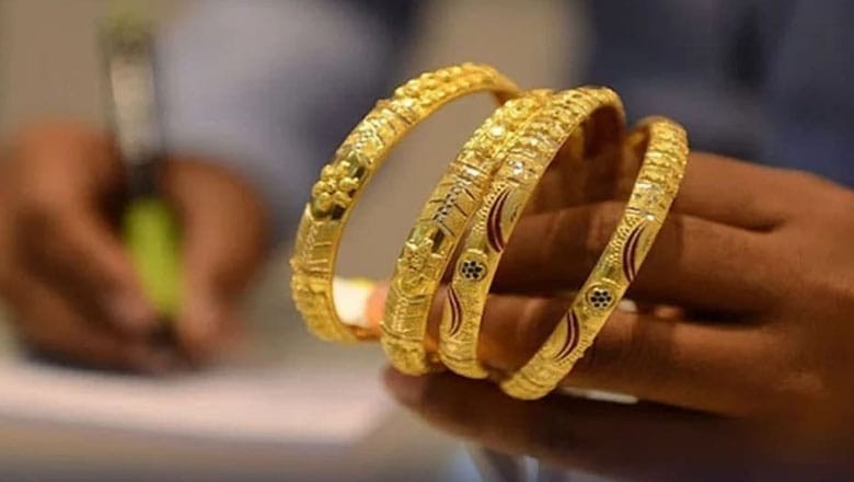 Gold prices soar to new heights in Pakistan