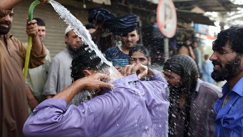Feels-like temperature hits 50°C in Karachi