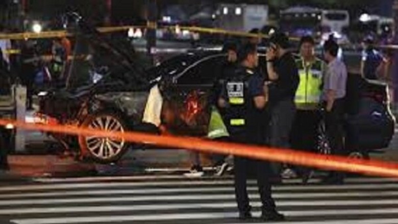 35 dead after driver rams into exercising crowd in China