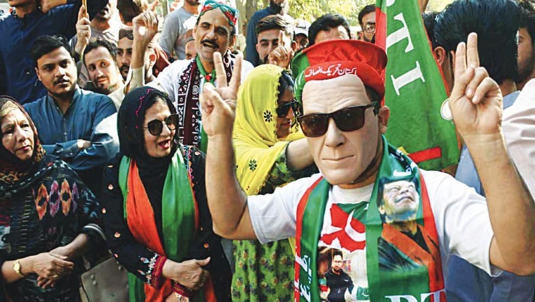 PTI 'finally' decides to hold Islamabad march for Imran Khan’s release: report