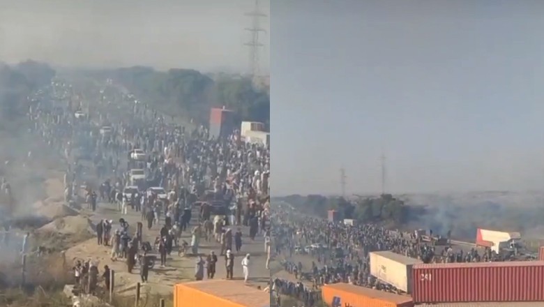 PTI workers cross all roadblocks at Kati Pahari to reach Islamabad