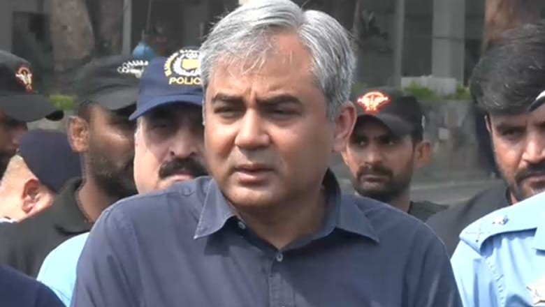 Afghans can’t live in capital without government certificate after Dec 31: Naqvi