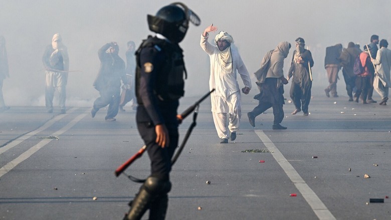 Data debunks govt claim of no PTI deaths during Islamabad march