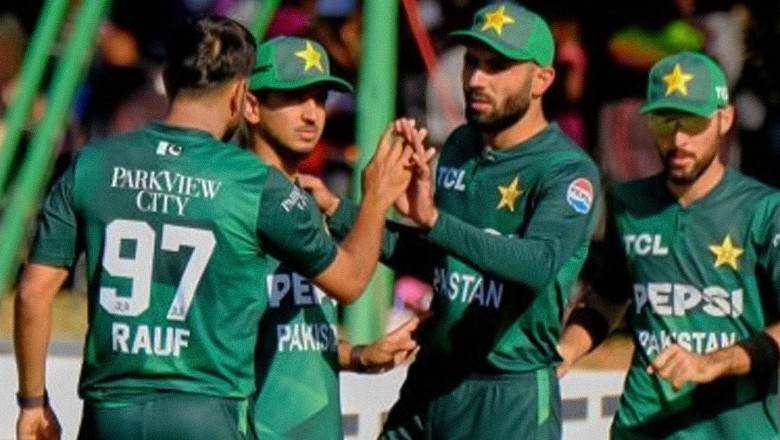Pakistan beat Zimbabwe by 10 wickets to take T20I series