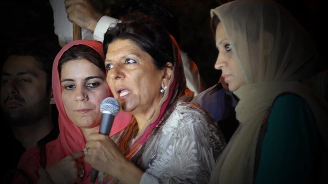 Imran warned of suspension of remittances to Pakistan if demands not met, says Aleema