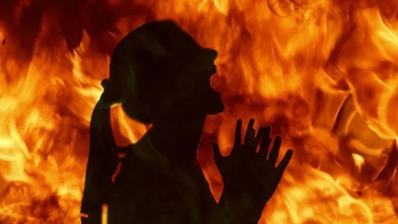 Indian husband sets wife on fire after birth of third daughter