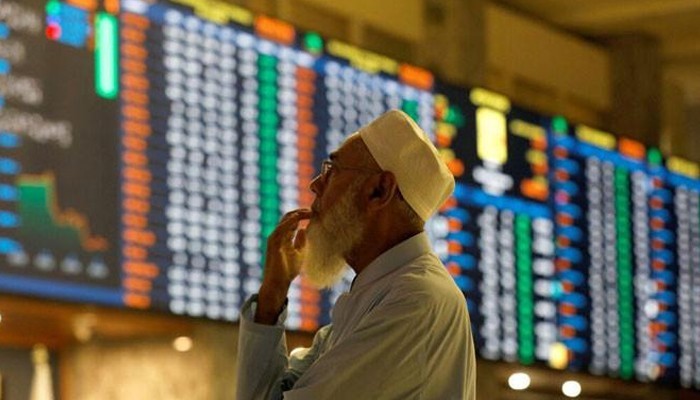 KSE-100 index loses over 1600 points during intraday trade