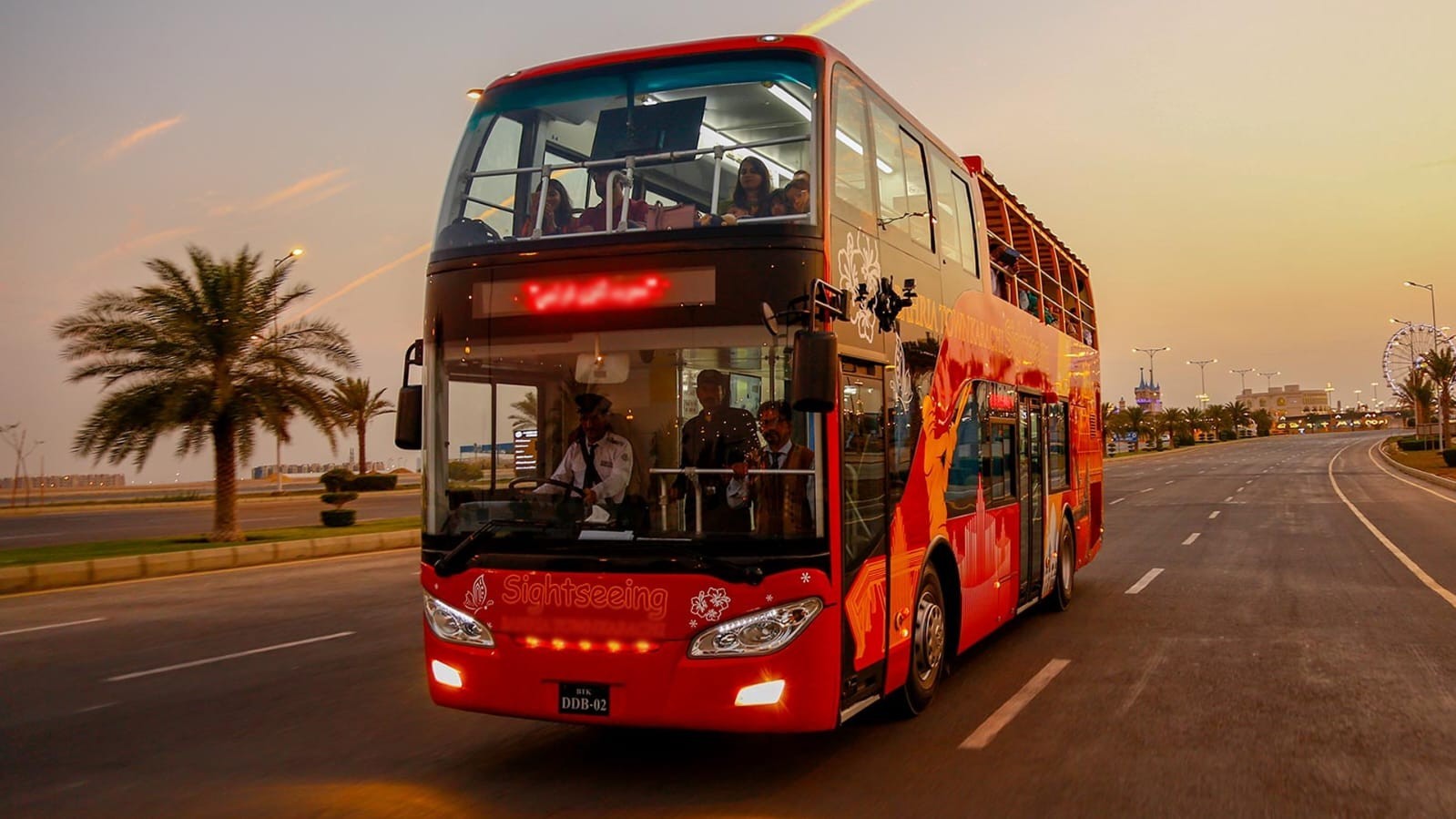 Double-decker buses to hit Karachi roads soon