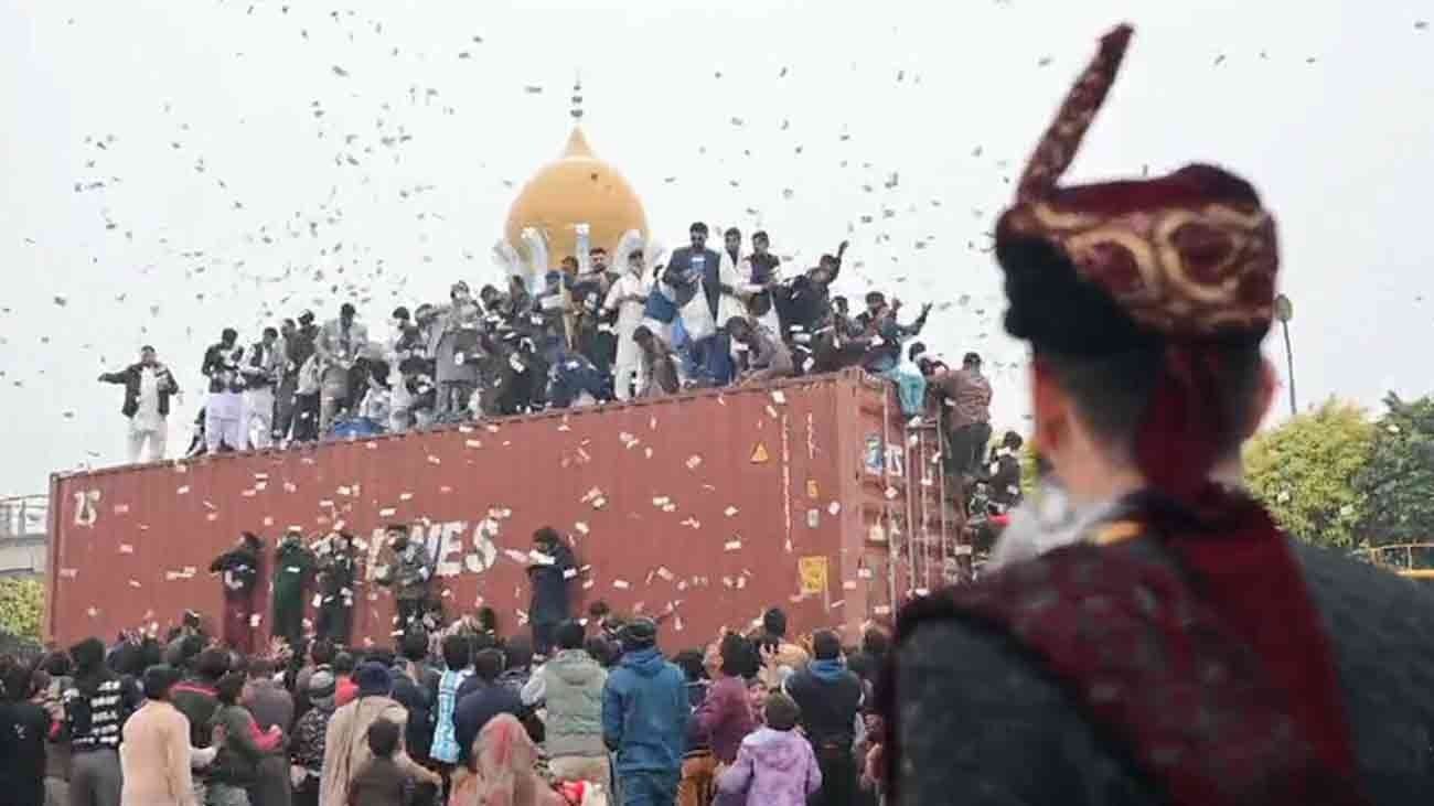 Over Rs5 million showered at extravagant Sialkot wedding