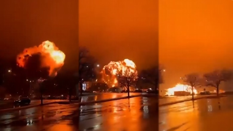 Small plane carrying 6 people crashes in US