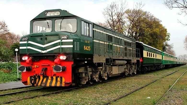 Pakistan Railways to outsource seven passenger trains