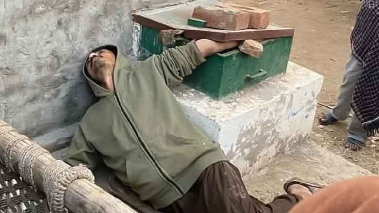 Pattoki man dies after mosque admin electrifies charity box to prevent theft