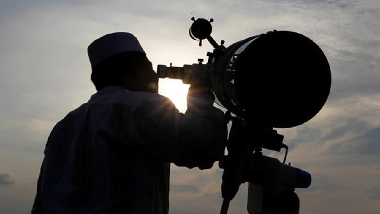 PMD issues fresh update as Ruet body meets tomorrow for Ramadan moon sighting