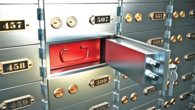 Gold, diamond, forex worth Rs100 million stolen from businessman’s bank locker in Karachi