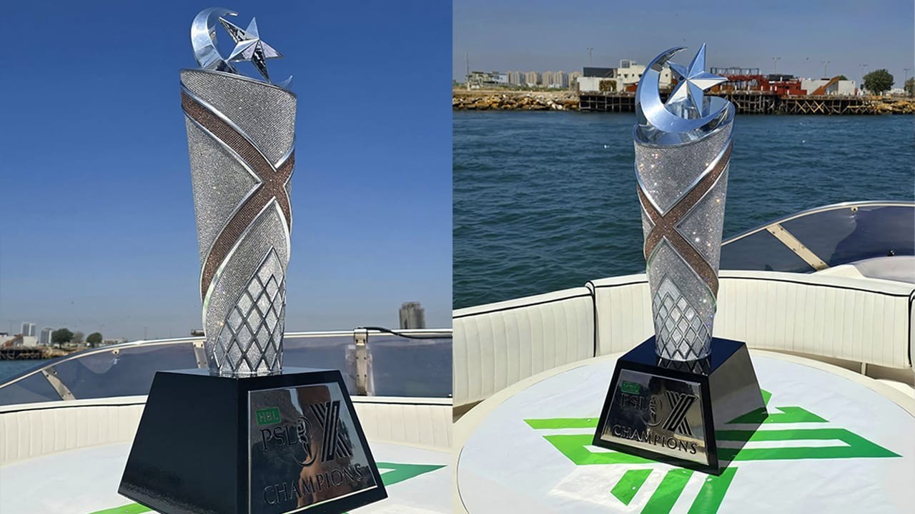 WATCH: PSL 10 ‘Luminara’ trophy unveiled in Arabian sea
